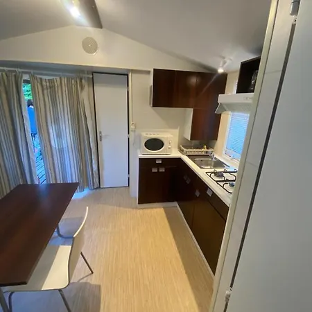 Sejour Inoubliable En Provence, Camping 4* La Roque-d'Antheron Extérieur photo