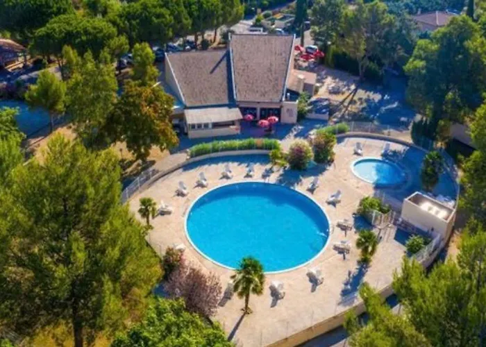 Sejour Inoubliable En Provence, Camping 4*